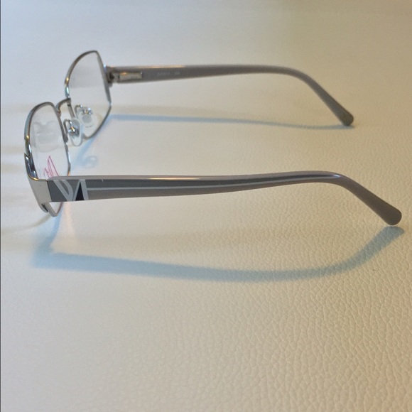 DVF frames - Picture 2 of 4