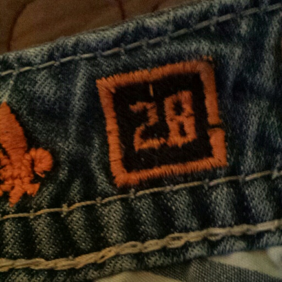 Already sold - Picture 2 of 3