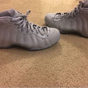 Wolf Grey Foamposite
