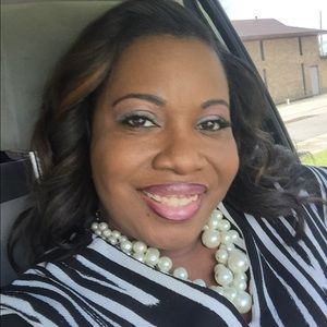 Meet your Posher, Candice