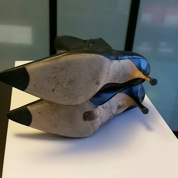 Jimmy Choo pointy toed boots - Picture 3 of 4