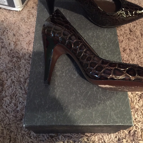 Stunning heels - Picture 2 of 4