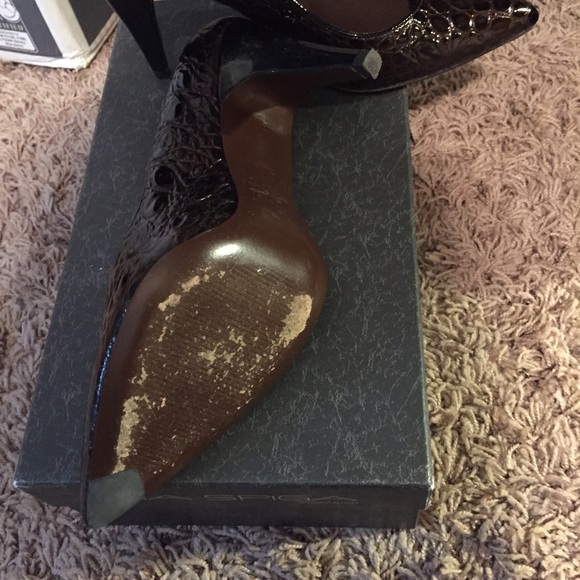 Stunning heels - Picture 3 of 4