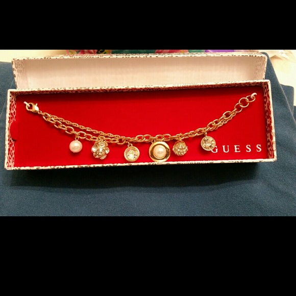 Guess Charm Bracelet