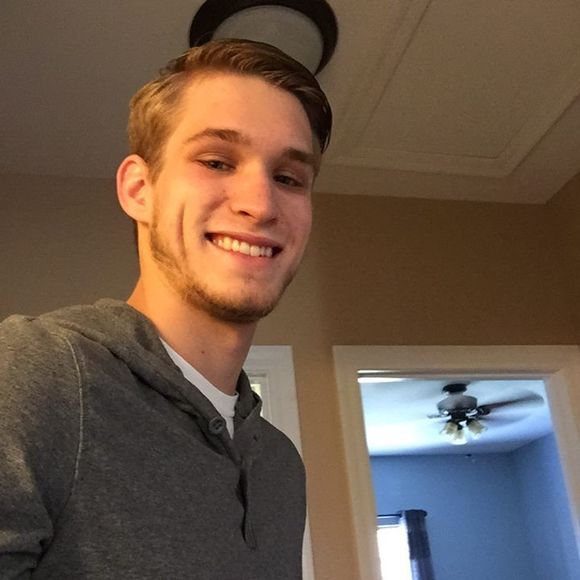 Meet your Posher, Aaron - Picture 1 of 1