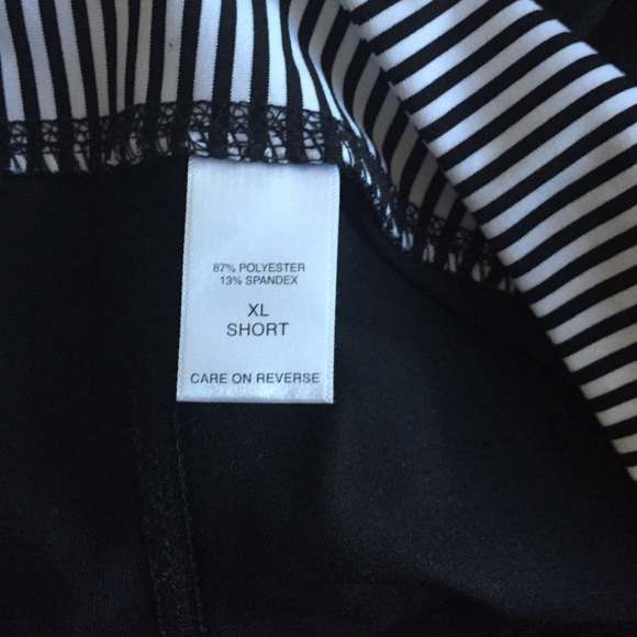 SOLD in BUNDLE -- STRETCHY PANTS - Picture 4 of 4