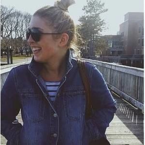 Meet your Posher, Laurel