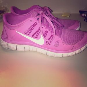 Nike women's free 5.0 running shoes