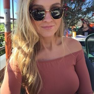 Meet your Posher, Yelena