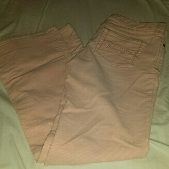 New without tag pink courderoy jeans