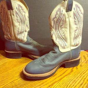 Beautiful cowboy boots