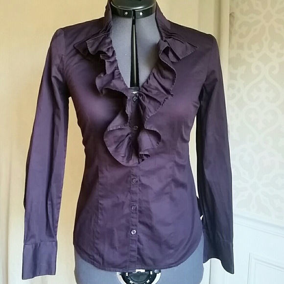 LOFT 0P ruffle neck, fitted blouse