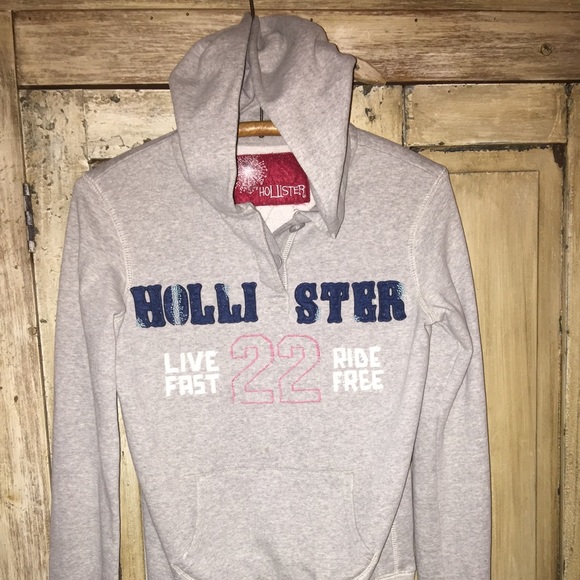 Hollister.. Hoodie