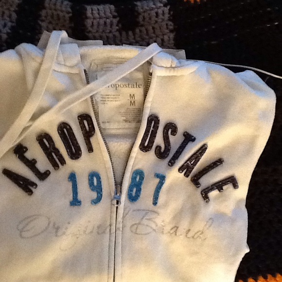 Aeropostale zip up hoodie MED - Picture 1 of 1