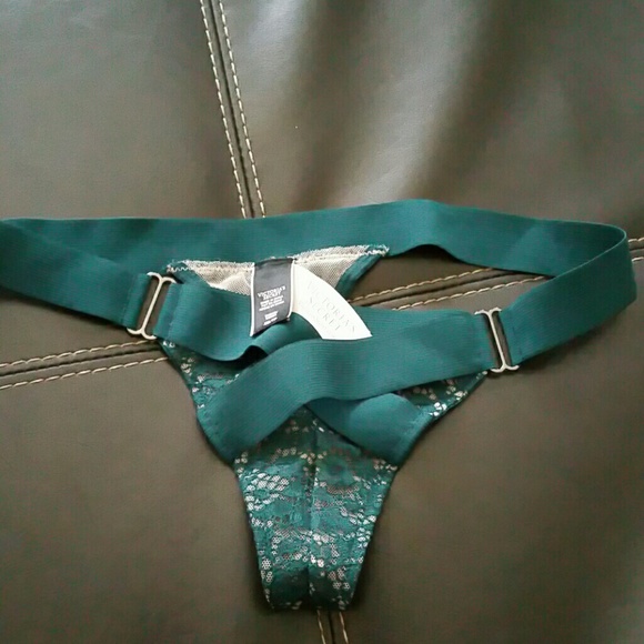 Nwt Victoria's Secret Tong xs