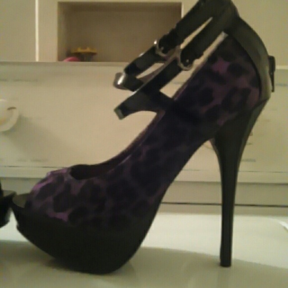 Cheetah print Hills - Picture 2 of 4