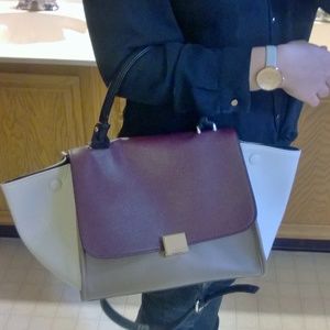 PRICE DROP Trapeze style bag