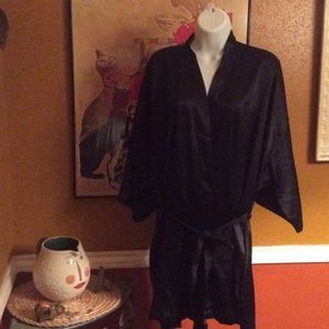 SOLD-Black Victoria secret silk robe