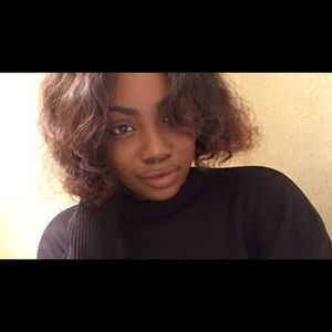 Meet your Posher, Ade