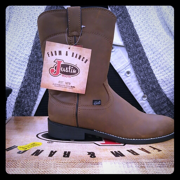 Men's boots! NEW WITH TAGS!!