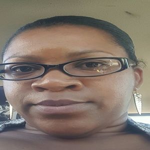 Meet your Posher, Jacqueline