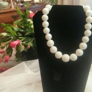 Color connection. Necklace