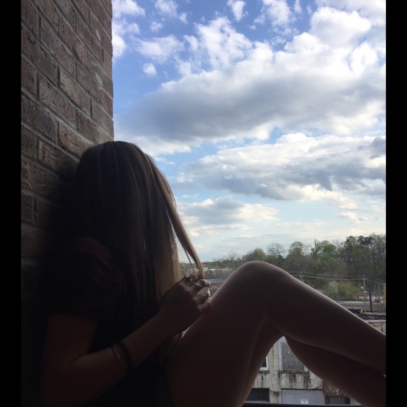 Meet your Posher, Ciara - Picture 2 of 3