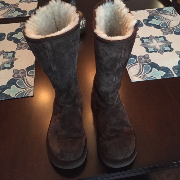 Back Zip Brown Ugg boots