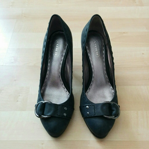 Coach Dinah Vintage Wax black pumps