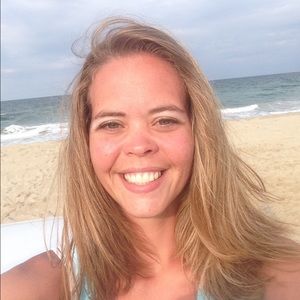 Meet your Posher, Rebecca