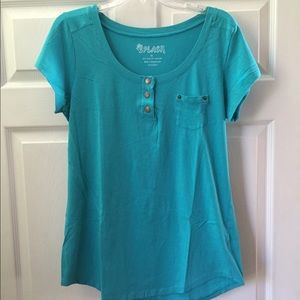 Teal t shirt