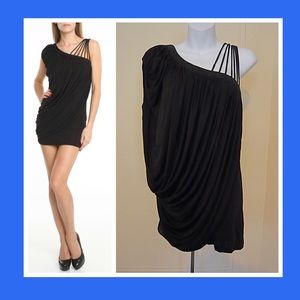 GRACIA "Kelly" One-sleeve dress in black, Sz Large