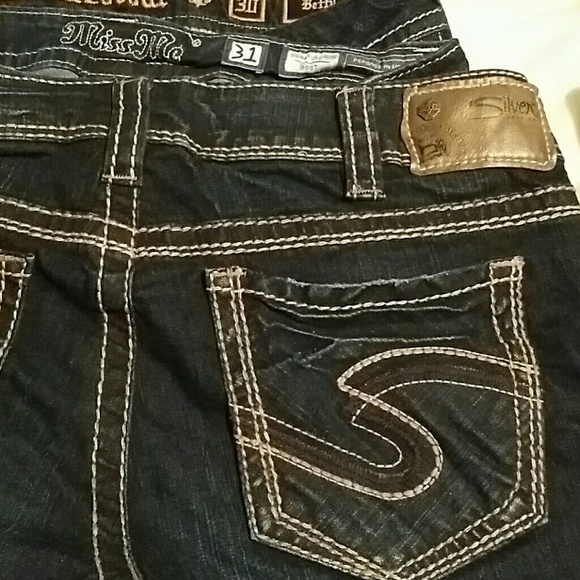 SILVER JEANS.  NEW WITH TAGS. Sz 30 waist  straigh