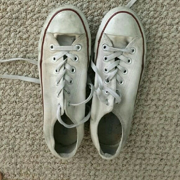 SOLD LOCAL Well loved chucks  BUY $15 TRADE $25 - Picture 2 of 2
