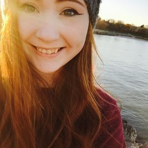 Meet your Posher, Abbigail