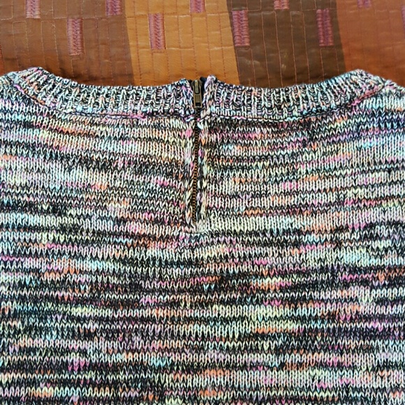 Colorful Sweater - Picture 3 of 3