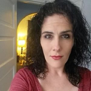 Meet your Posher, Carla