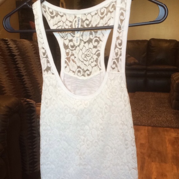 White lace tank top