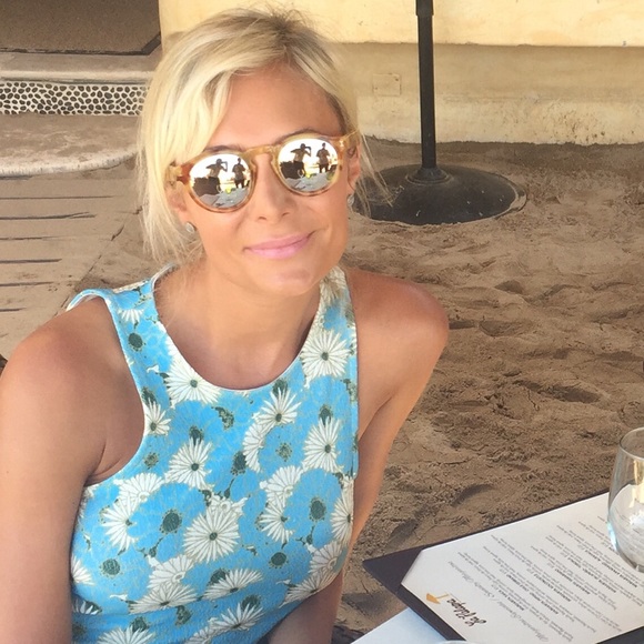 Hey there! Just wanted to say hi! - Picture 4 of 4