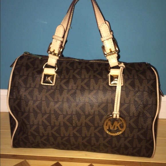 Michael Kors Jet Set Large Purse