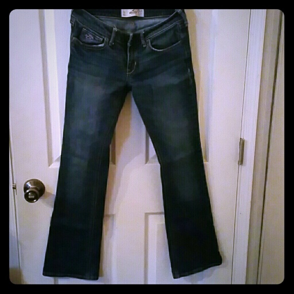 Hollister jeans size 3