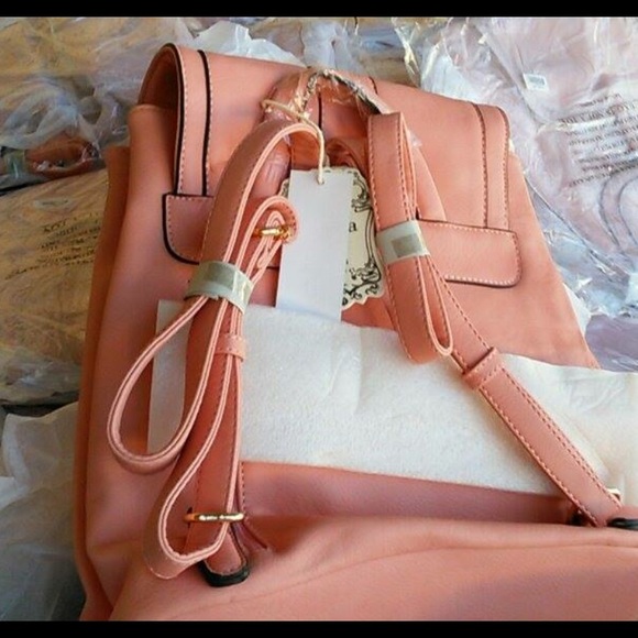 Pinkish back pack - Picture 2 of 2