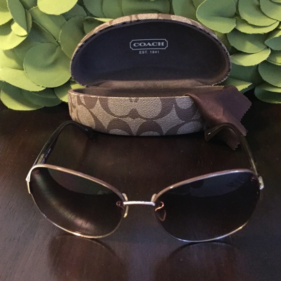 👍sold👍 Coach aviator style sunglasses