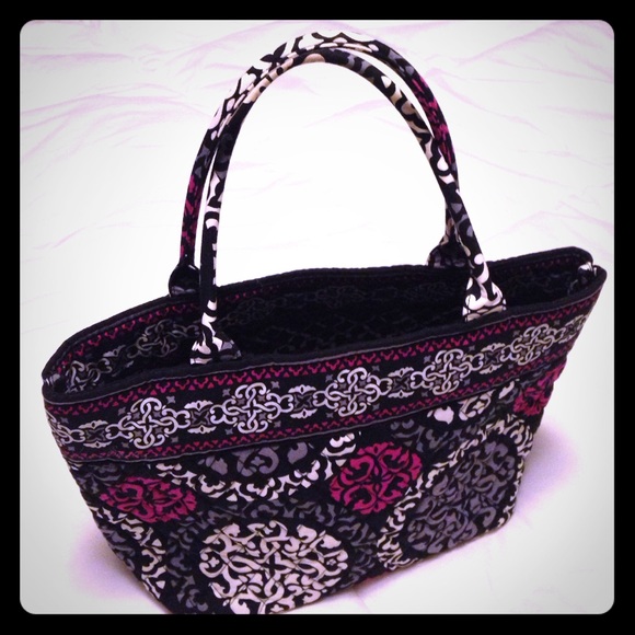 Vera Bradley tote