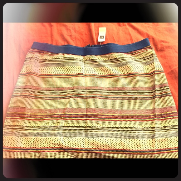 Gap brand new colorful skirt