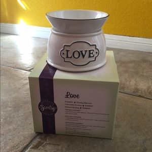 Scentsy love element warmer