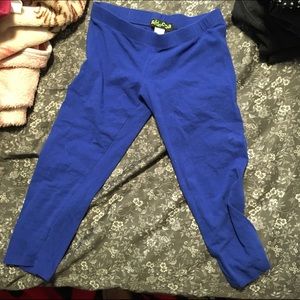 Blue leggings