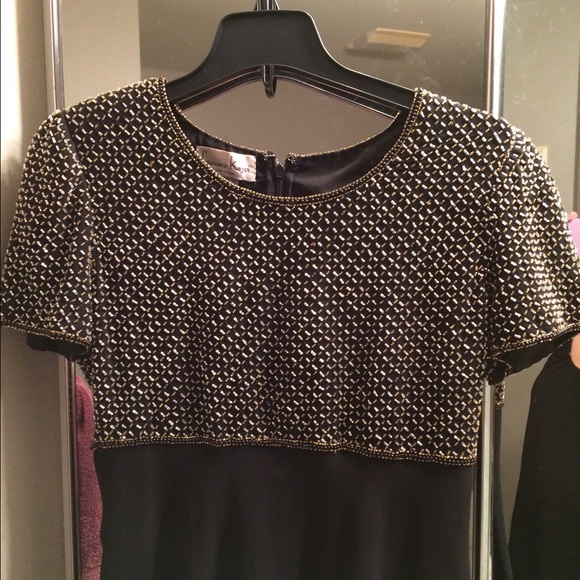 Great party dress 🎉 - Picture 2 of 4