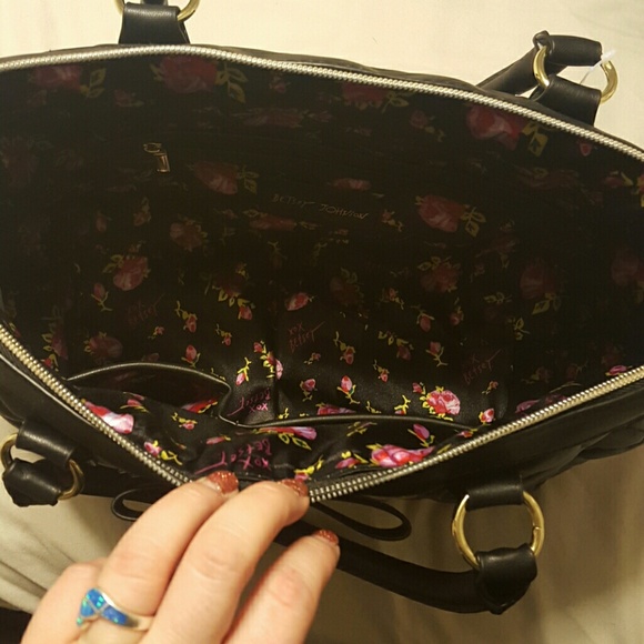 Betsey Johnson purse - Picture 2 of 4