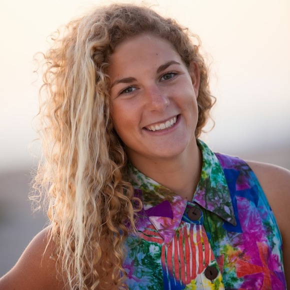 Meet your Posher, Allison - Picture 1 of 1